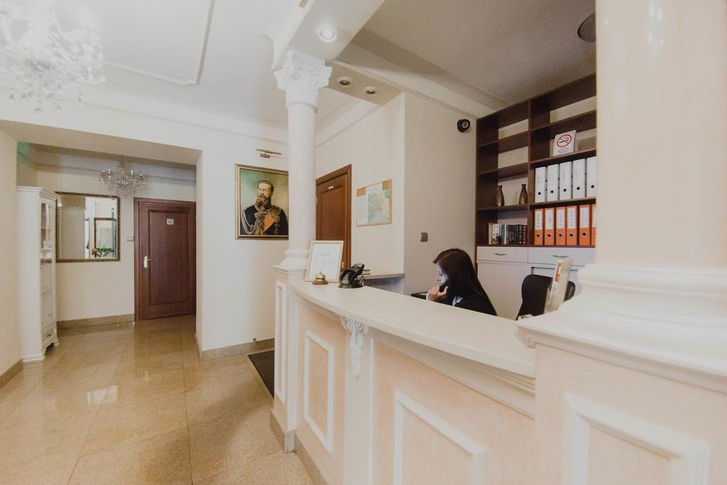 גיז'יצקו Hotel Cesarski - Kaiserhof מראה חיצוני תמונה