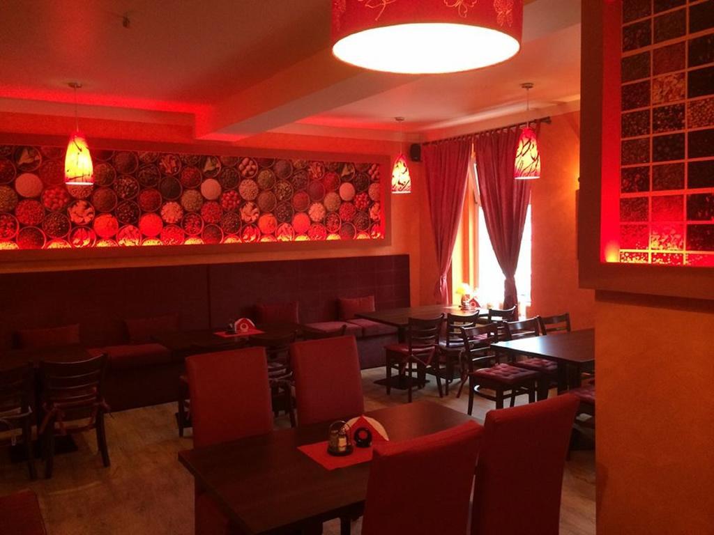 גיז'יצקו Hotel Cesarski - Kaiserhof מראה חיצוני תמונה