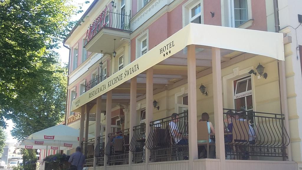 גיז'יצקו Hotel Cesarski - Kaiserhof מראה חיצוני תמונה